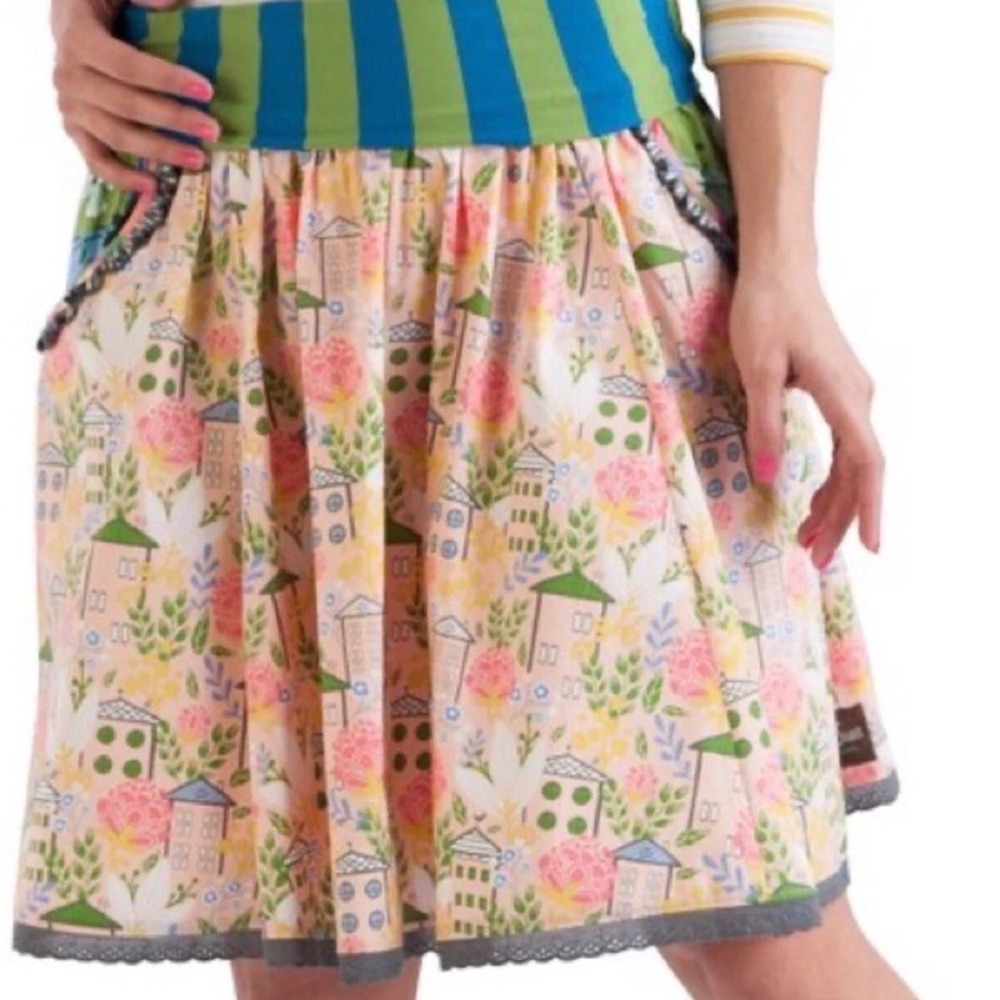 Matilda Jane Cotton Blend Whimsical House Floral Print Skirt Women Size Small